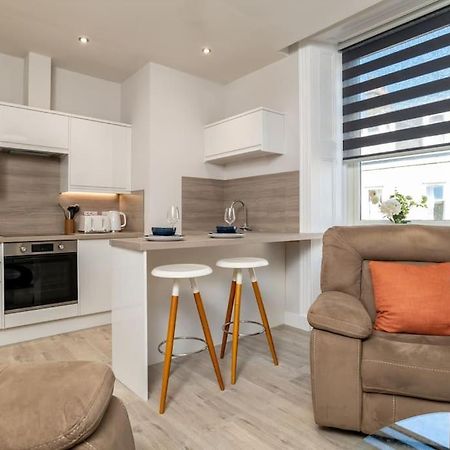 West End @ Netflix @ Newly Built Lejlighed Aberdeen Eksteriør billede